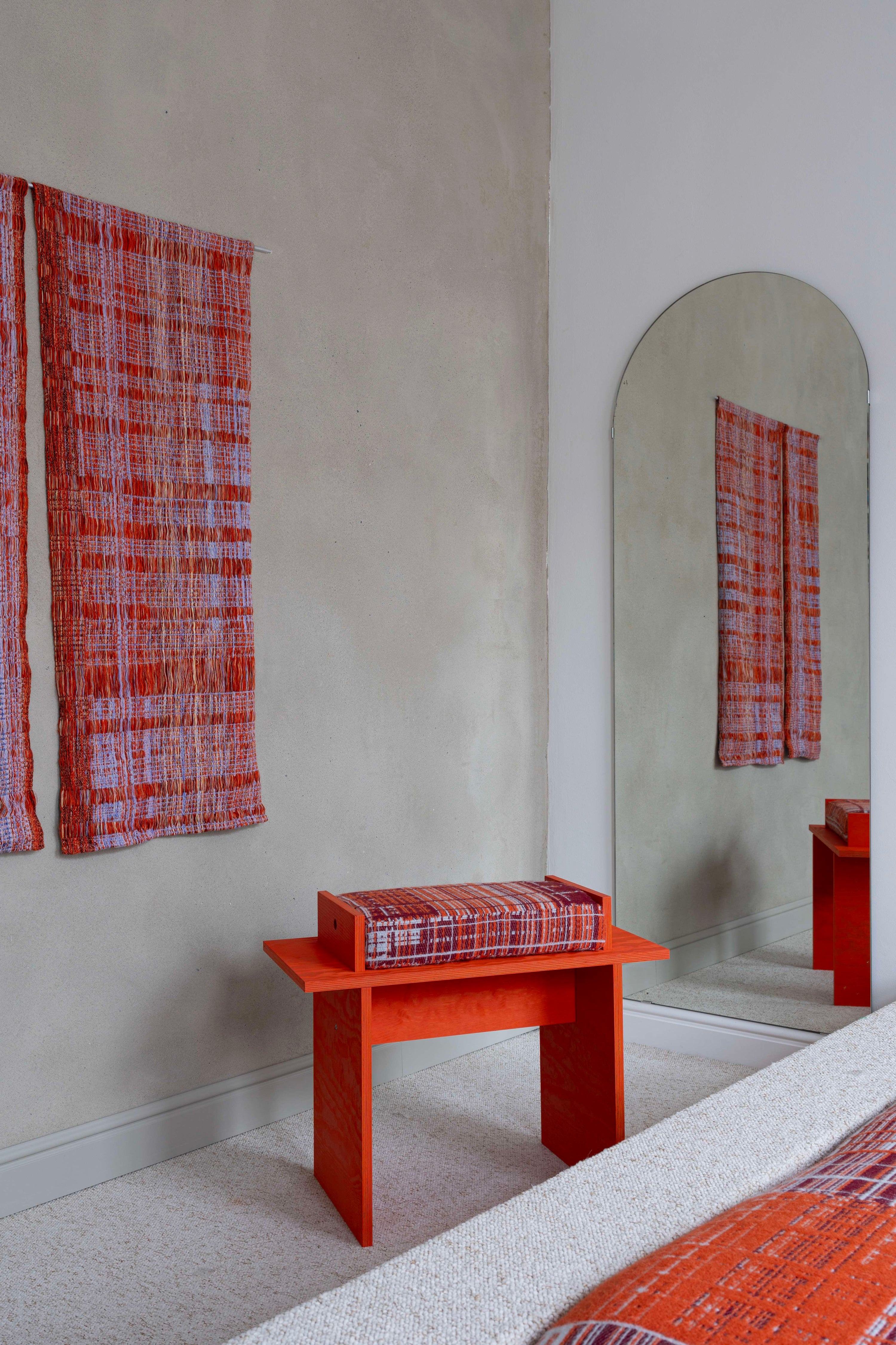 TACTO STOOL I Orange